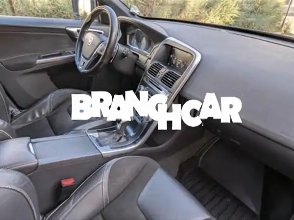 فولفو XC60 R-Design 2018 ديزل أوتوماتيك | الرفاهية والأداء مع صيانة الوكالة