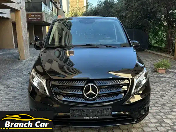 Mercedes V 2502018 black on black