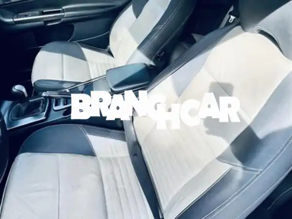 فولفو C30 R Design T Essence 2011 للبيع – أناقة سويدية وأداء اقتصادي بحالة ممتازة