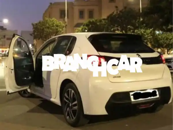 فرصة العمر في أكادير: بيجو 208 ديزل 2023 – اقتصاد، أناقة وأداء لا يُضاهى!