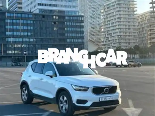 فولفو XC40 بنزين أوتوماتيك 2022 بالدار البيضاء