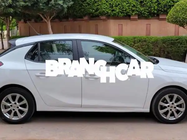 أوبل كورسا 2022: اقتصادية، عصرية، يدوية | للبيع في مراكش