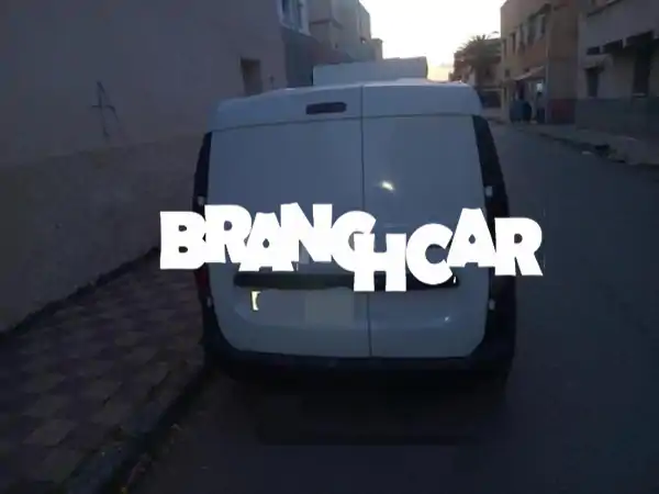 داسيا دوكر ديزل يدوية 2018 في مكناس