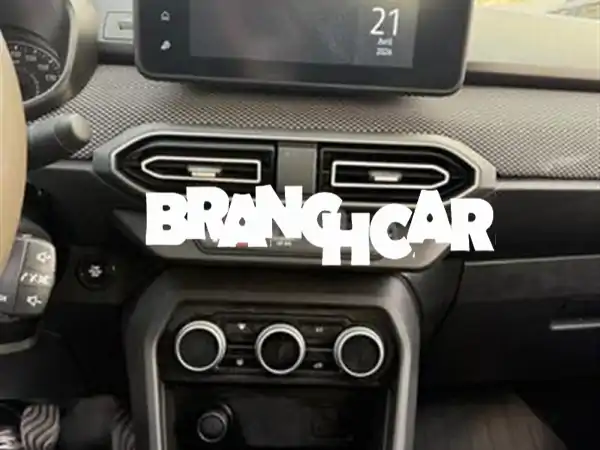 داسيا لوجان 2023 ديزل برستيج للبيع بالقنيطرة | كاملة المواصفات (كاميرا 360، نقطة عمياء) | 60,000 كم | السعر: 155,000 درهم