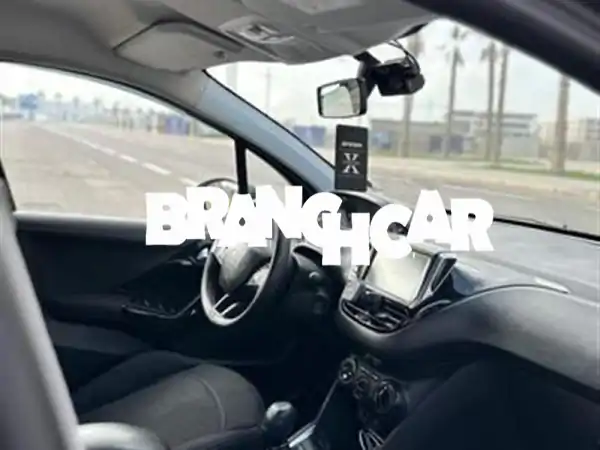 فرصة ذهبية بأغادير! بيجو 208 ديزل 2019 - اقتصادية، نظيفة، وجاهزة للطريق.