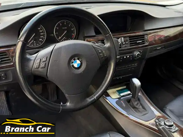 للبيع: بي أم دبليو ٣٢٥، نظيفة جداً، لا تحتاج إلى...
