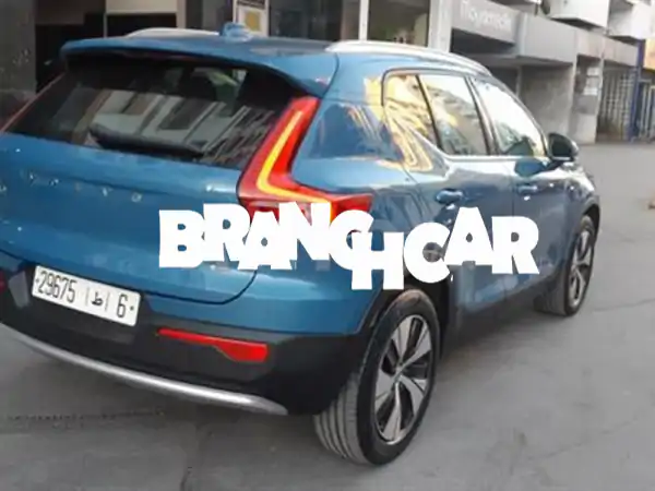 فولفو XC40