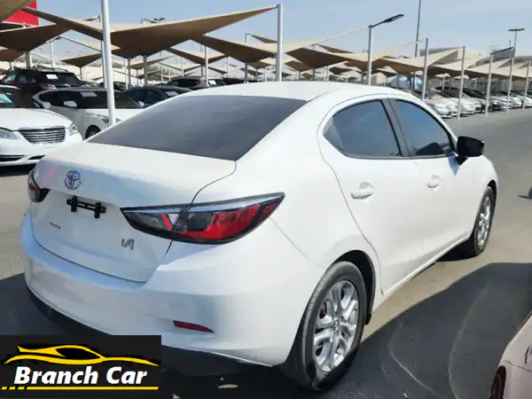 للبيع تويوتا ياريس 2017 / 1.5 لتر / 99000 ميل / شاشة، كاميرا، تشغيل بالبصمة، بلوتوث، رنجات، أضواء ..