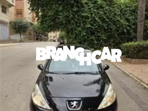 سيارة نقية للبيع