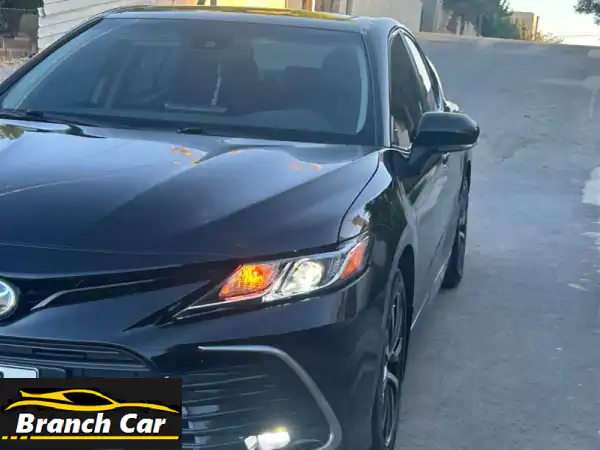 Toyota Camry 2022 XLE 54000 mile American specification Sunroof Leather and electric seats  (279984