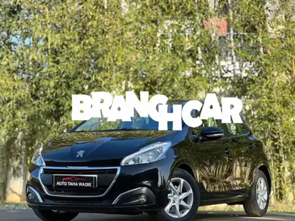 فرصة ذهبية! بيجو 208 ديزل 2019 | المالك الأول | 130 ألف كم | اقتصادية وجاهزة للانطلاق!