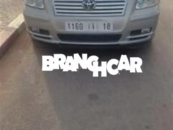 سيارة للبيع.