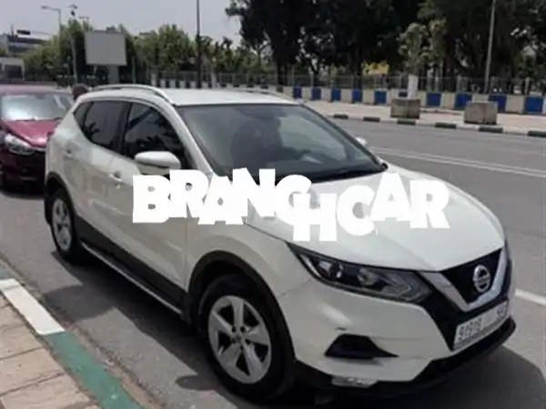 نيسان قشقاي مازالت جديدة صباغة دار ضربة 50 ألف