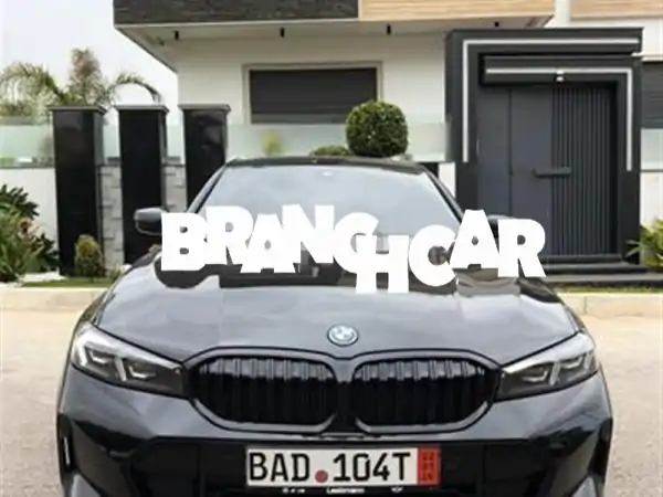 BMW الفئة 330 e