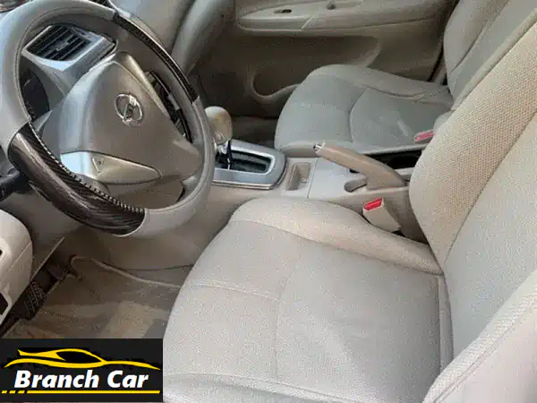 نيسان سنترا 2014 للبيع: سيارة عائلية موثوقة | استمارة سارية 2027