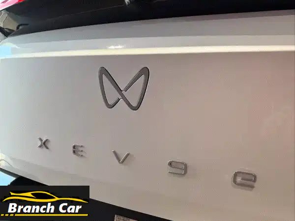 ماهيندرا XEV 9 E 2024: القيادة الكهربائية الذكية تنتظرك! (احجز الآن)