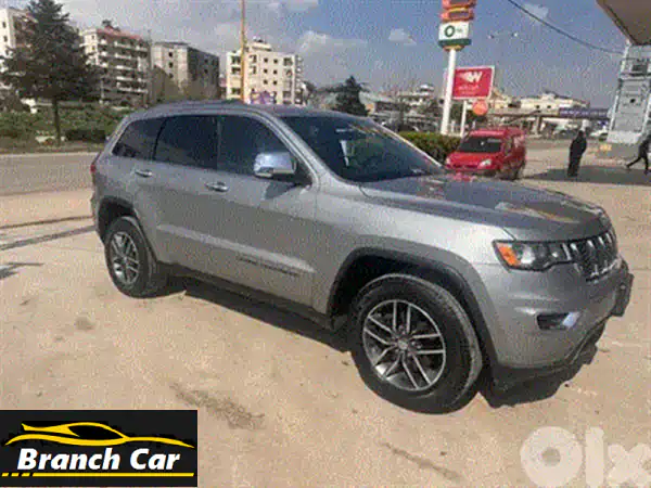 جيب جراند شيروكي ستيرلنج V8 موديل 2018: صيانة كاملة (23 سجل) وإطارات جديدة!