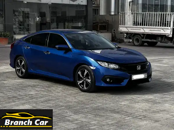 فرصة ذهبية: هوندا سيفيك 2018 زرقاء بحالة ممتازة...