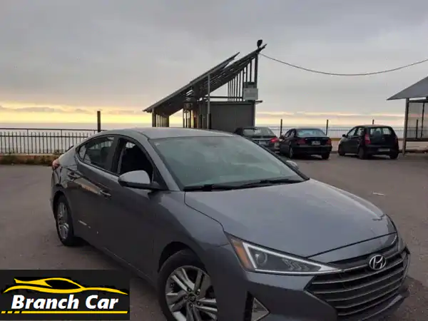 Hyundai Elantra 2019  76071276