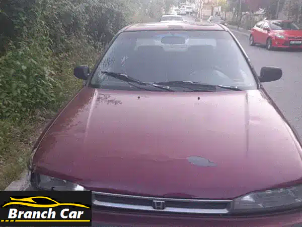 هوندا 1990 للبيع: ميكانيكا ممتازة، مكيفة، إطارات...