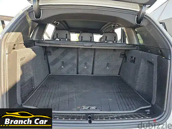 BMW X3 2024 sDrive30i RWD بيضاء | مستعملة بضمان | فخامة وأداء لا يُضاهى!