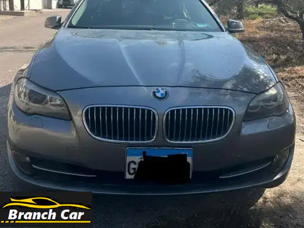 BMW 5 Series 2011 للبيع: فخامة القيادة العائلية، صيانة...