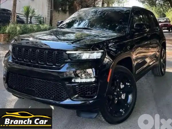 جيب جراند شيروكي التيتيود 2023 V6 بلاك اديشن: فخامة...