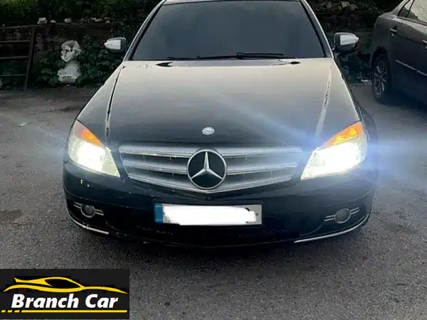 امتلك أيقونة الفخامة الألمانية: مرسيدس C200 W204 2008...