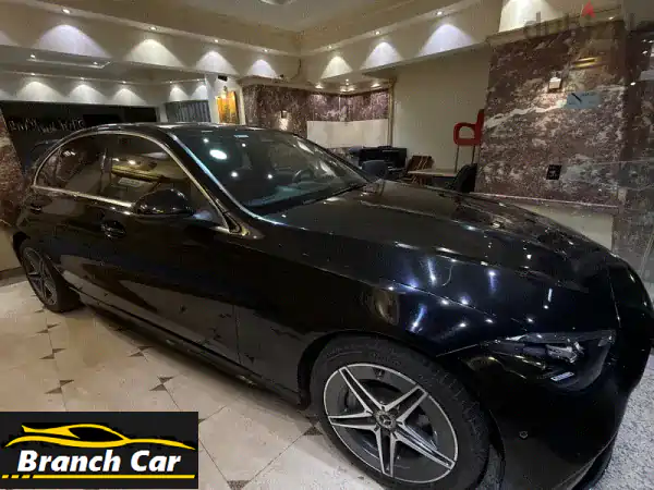 مرسيدس C180 2023: امتلك الفخامة الألمانية بأداء...