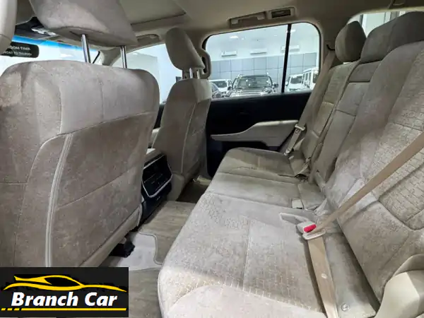 تويوتا لاندكروزر GXR 2023 أبيض | الفخامة والقوة بضمان الوكالة! للبيع في البحرين