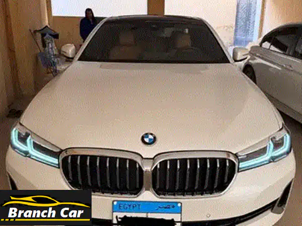 BMW 520i 2025 الجديدة كلياً: فخامة الوكيل الرسمية وتكنولوجيا المستقبل بين يديك! (حصرياً)