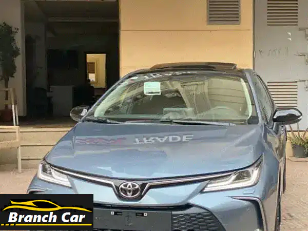 فرصة ذهبية! تويوتا كورولا 2025 الفئة الخامسة 