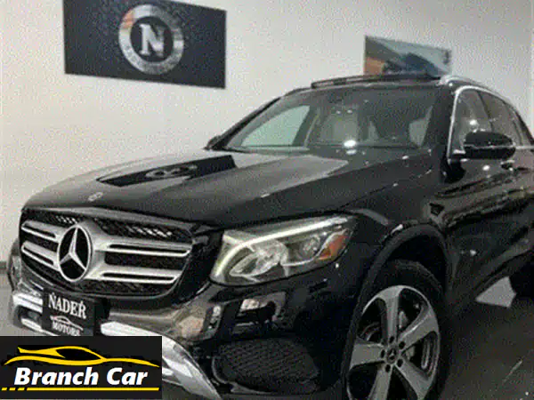 مرسيدس GLC 300 2018 4MATIC: فخامة نظيفة | Carfax خالٍ من الحوادث!