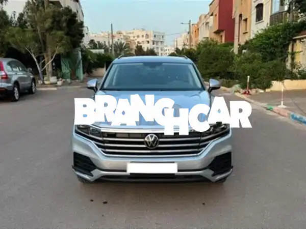 فولكس فاجن طوارق ديزل 2022 أوتوماتيك: فخامة SUV...