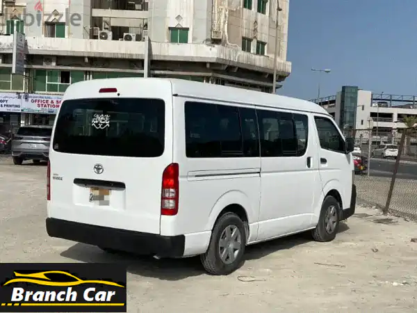 Toyota Hiace 2013