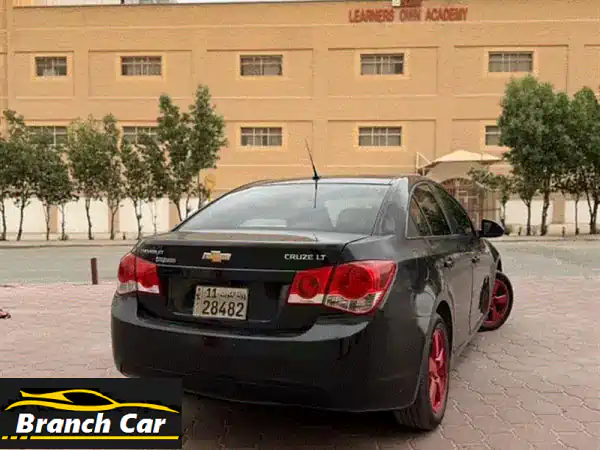 شيفروليه كروز 2012 للبيع: بحالة ممتازة، قيادة نسائية، صيانة دورية | تكييف وكاميرا خلفية