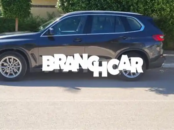 BMW X5 (xDrive 30 d)، شبه جديدة (10/2020)