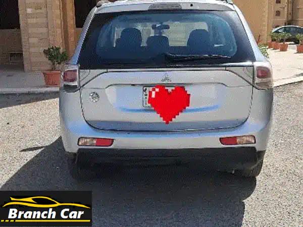 Mitsubishi Outlander 2014v4  4X4 good Condition. .