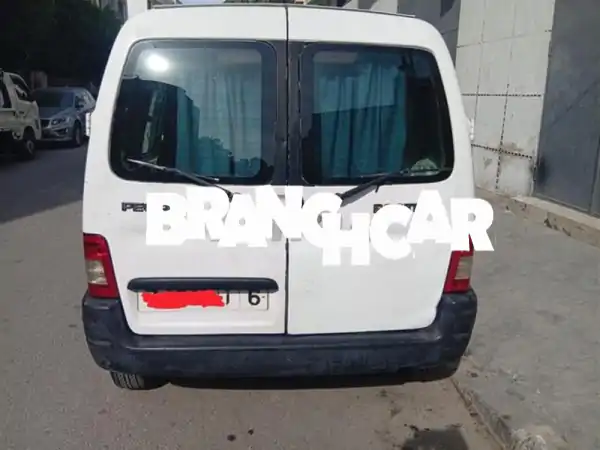 بيجو بارتنر 2002 للبيع: عداد 6700 كم فقط! كاميرات،...