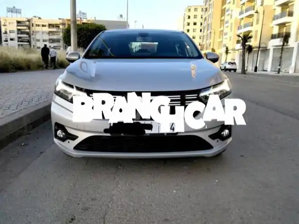 LOGAN DIESEL 2023 NEUVE 46000 KM TOUTE OPTION