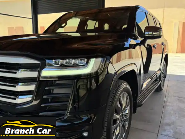 تويوتا لاندكروزر VXR 2023 خليجي | شبه جديدة 35 ألف كم...