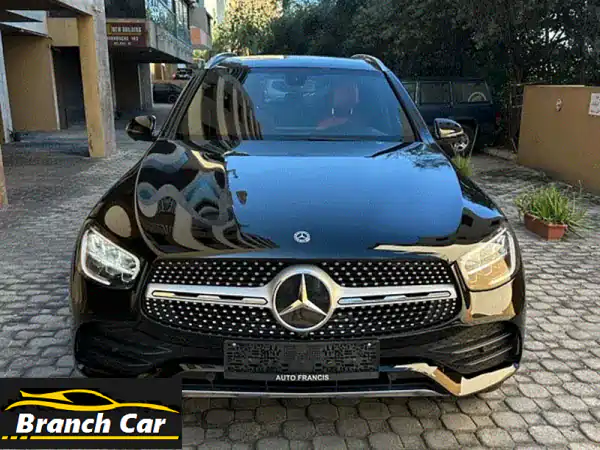 Mercedes GLC 300 AMGline 4 matic 2020 black on black&red clean carfax