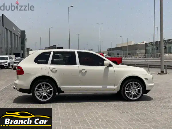 بورش كايين S 2009 بيضاء للبيع في البحرين | فخامة وأداء بسعر 1950 د.ب. (قابل للتفاوض)