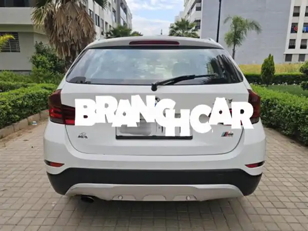 امتلك الفخامة والعملية: BMW X1 2013 أوتوماتيك فل كامل | حالة ممتازة، سعر مغرٍ!
