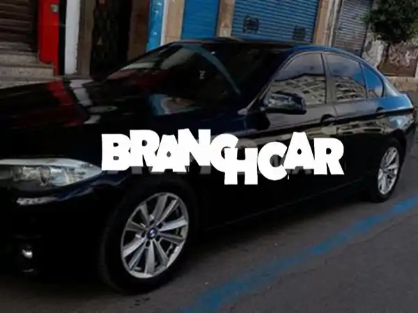 امتلك الفخامة الألمانية! BMW الفئة الخامسة F10 523i موديل 2010 للبيع | صيانة ممتازة وتوفير كبير في الرسوم