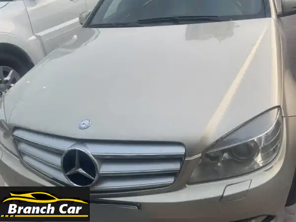 فرصة ذهبية: مرسيدس C300 موديل 2011 بحالة ممتازة جداً |...