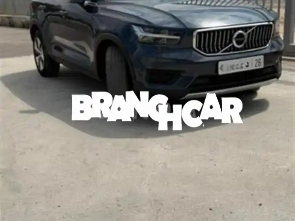 فولفو XC40 هايبرد كهربائي