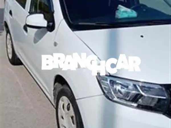داسيا لوجان بنزين يدوي 2019 في طنجة