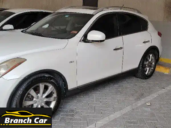 سيارة انفينيتي ex35 موديل 2008. موجودة في عجمان....
