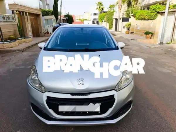 بيجو 208 موديل 2016 بحالة استثنائية: فابريكة، محرك...